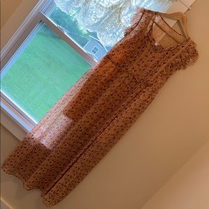 Beautiful peach dress!